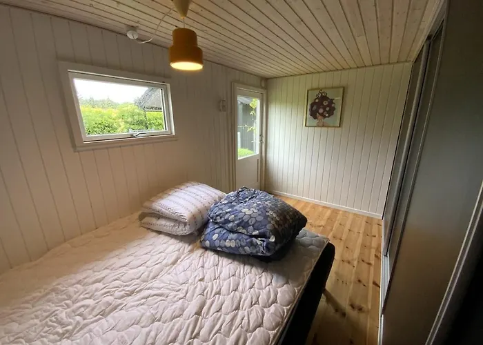 Semesterbostad Ejby Adal